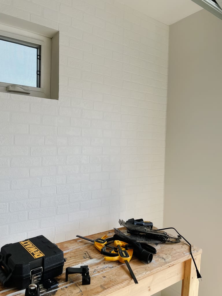 faux brick wallpaper walls in white brick - it looks so realistic